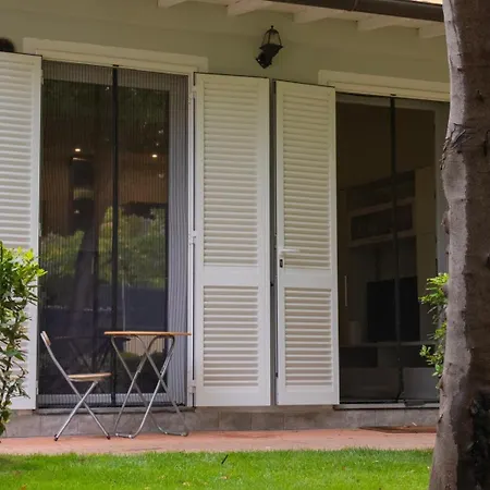 Tramvia Con Parcheggio Privato Apartamento