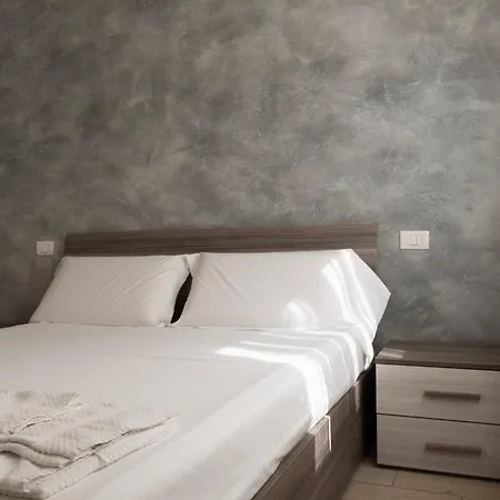 Tramvia Con Parcheggio Privato Apartamento *